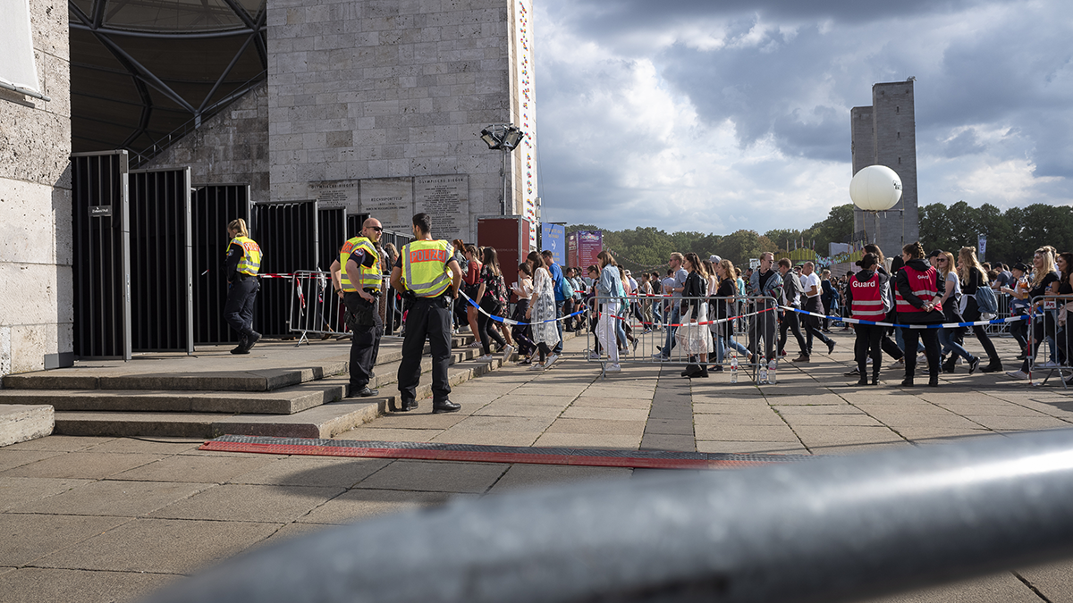 ESPRI, Projekt, Vorschaubild: OSIMA Loolapalooza Berlin 2019 Einlass zum Olympiastadion Infield