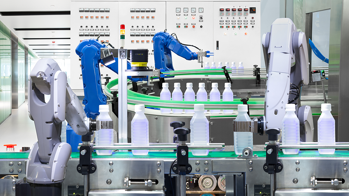 NGNI, News, 5GTSN Mehrere Roboterarme in einer Flaschenfabrik