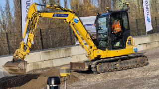 Baustelle mit Bagger