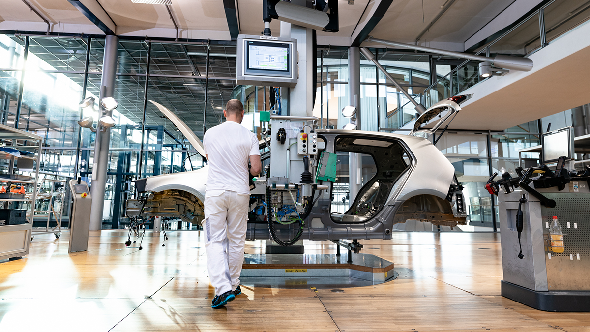 SQC, Projekte: XIVT VW, Gläserne Manufaktur in Dresden, Herstellung des E-Golfs