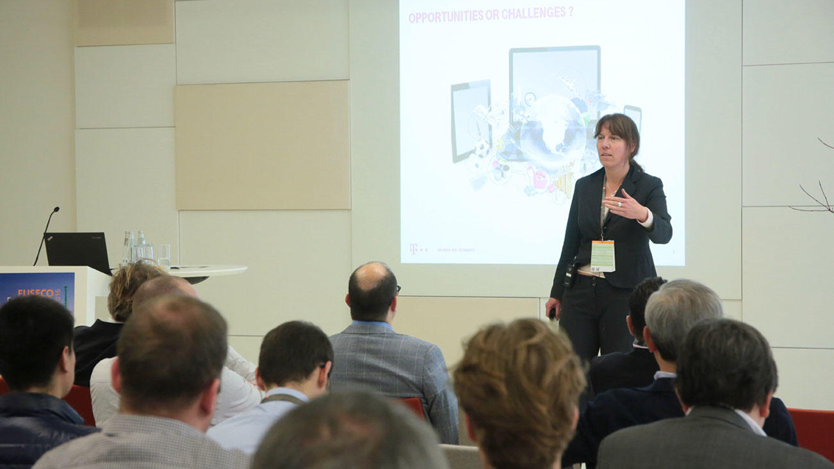 Presentation by Antje Williams at the 7th FOKUS FUSECO Forum 2016 at Fraunhofer Forum